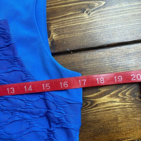 London Times Pencil Dress women’s Blue Textured Curved Lined Short Sleeve Size 8 - Picture 6 of 9